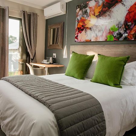 Vinique Guesthouse ネルスプロイト エクステリア 写真