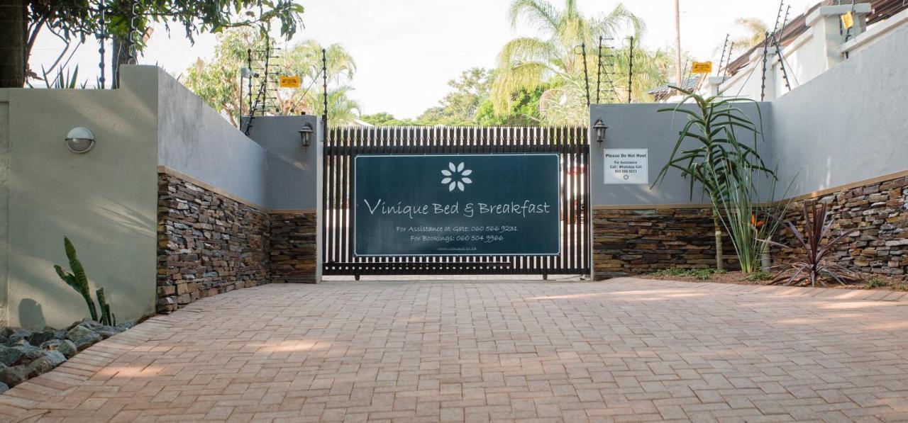 Vinique Guesthouse ネルスプロイト エクステリア 写真