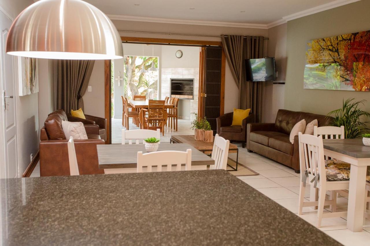 Vinique Guesthouse ネルスプロイト エクステリア 写真